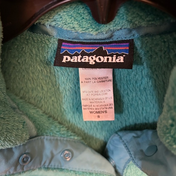 Patagonia Women’s Re-Tool Turquoise Fleece Jacket - Picture 4 of 9